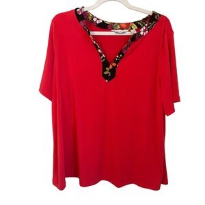 Susan Graver Liquid Knit Size 1X Red Floral Neck Short Sleeve Top Office Casual